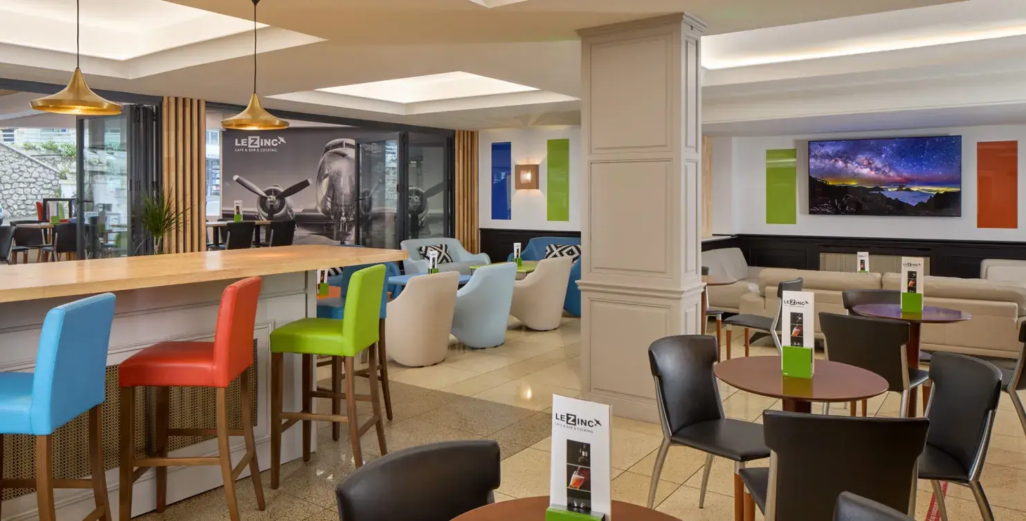  Hotel Roissy Lourdes Le Zinc Bar – Hotel Roissy Lourdes 4 estrelas perto da Gruta de Lourdes