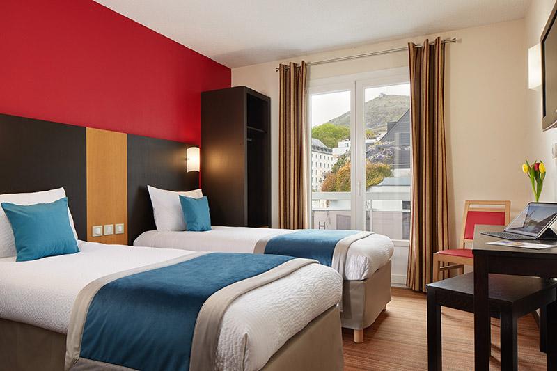 Hotel Roissy Lourdes 4 stars room twin confort