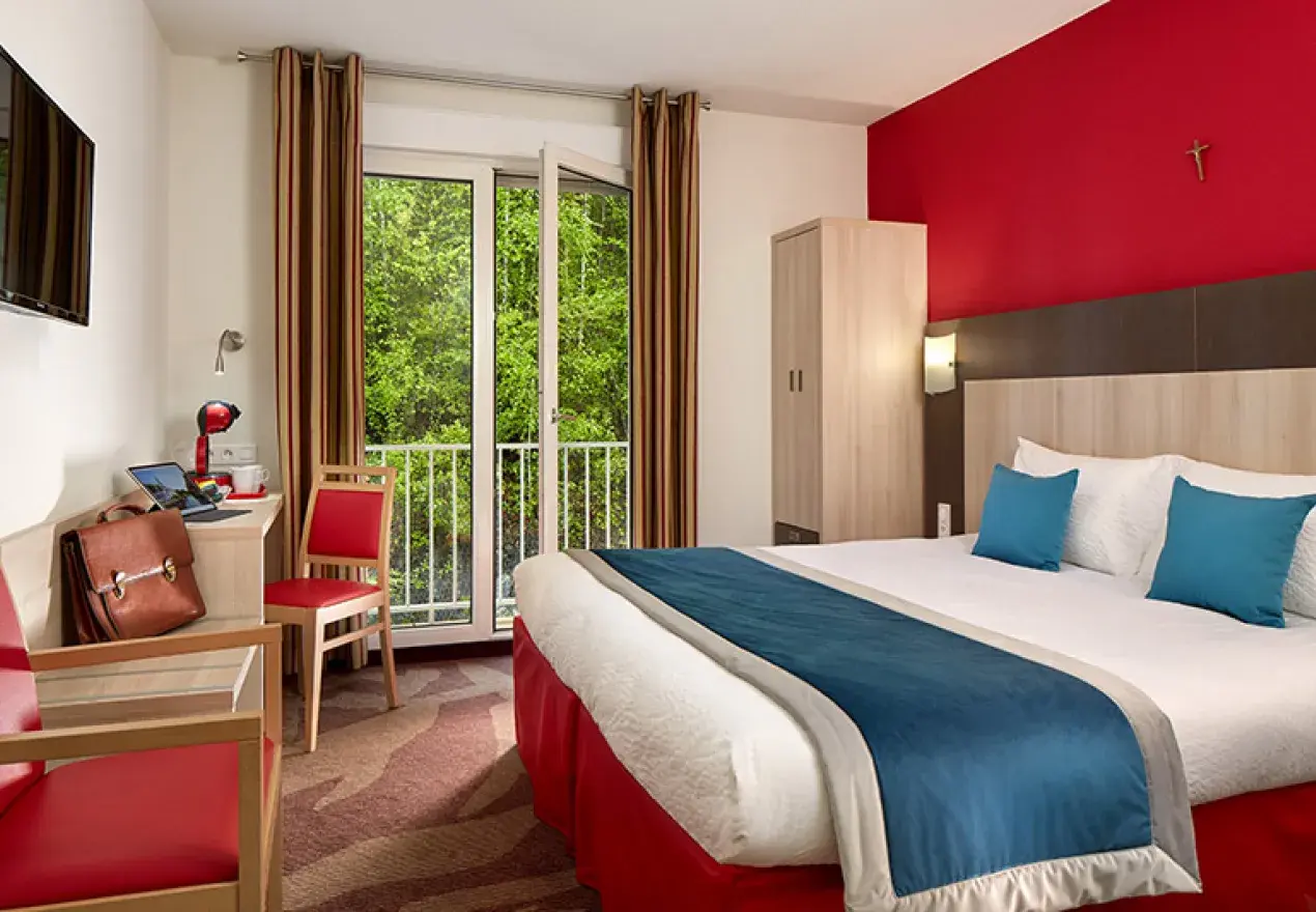  Hotel Roissy Lourdes 4 stars near grotto  double room deluxe