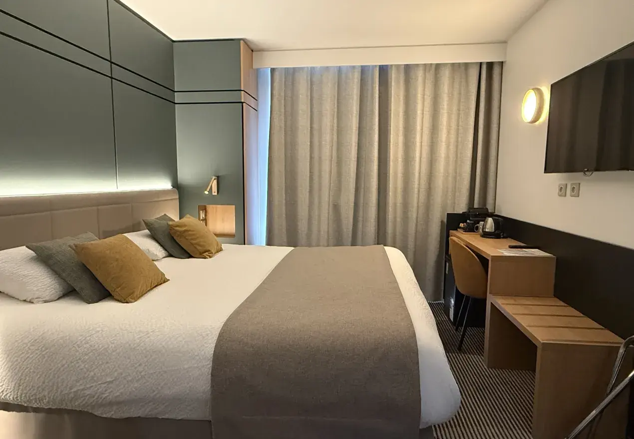  Hotel Roissy Lourdes 