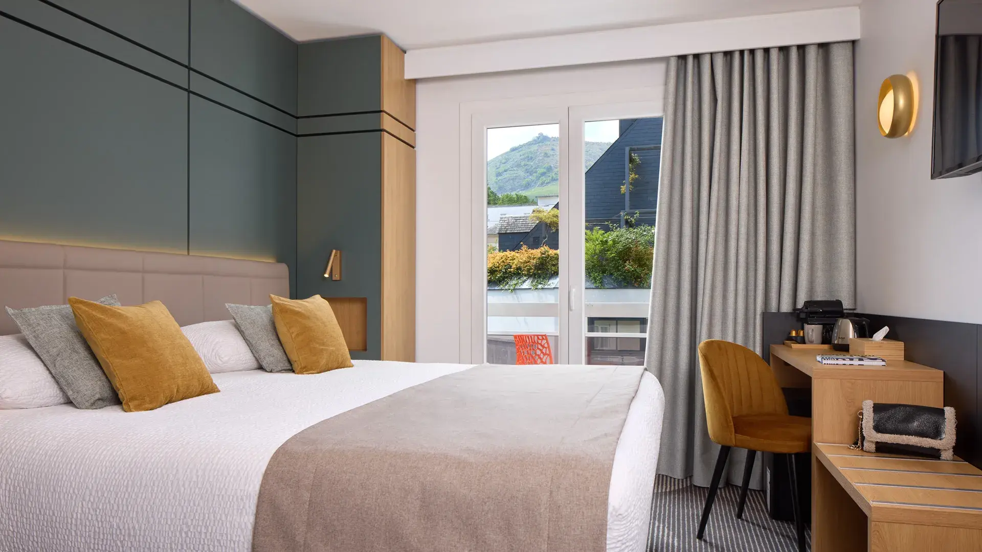  Hotel Roissy Lourdes hotel lourdes proche grotte