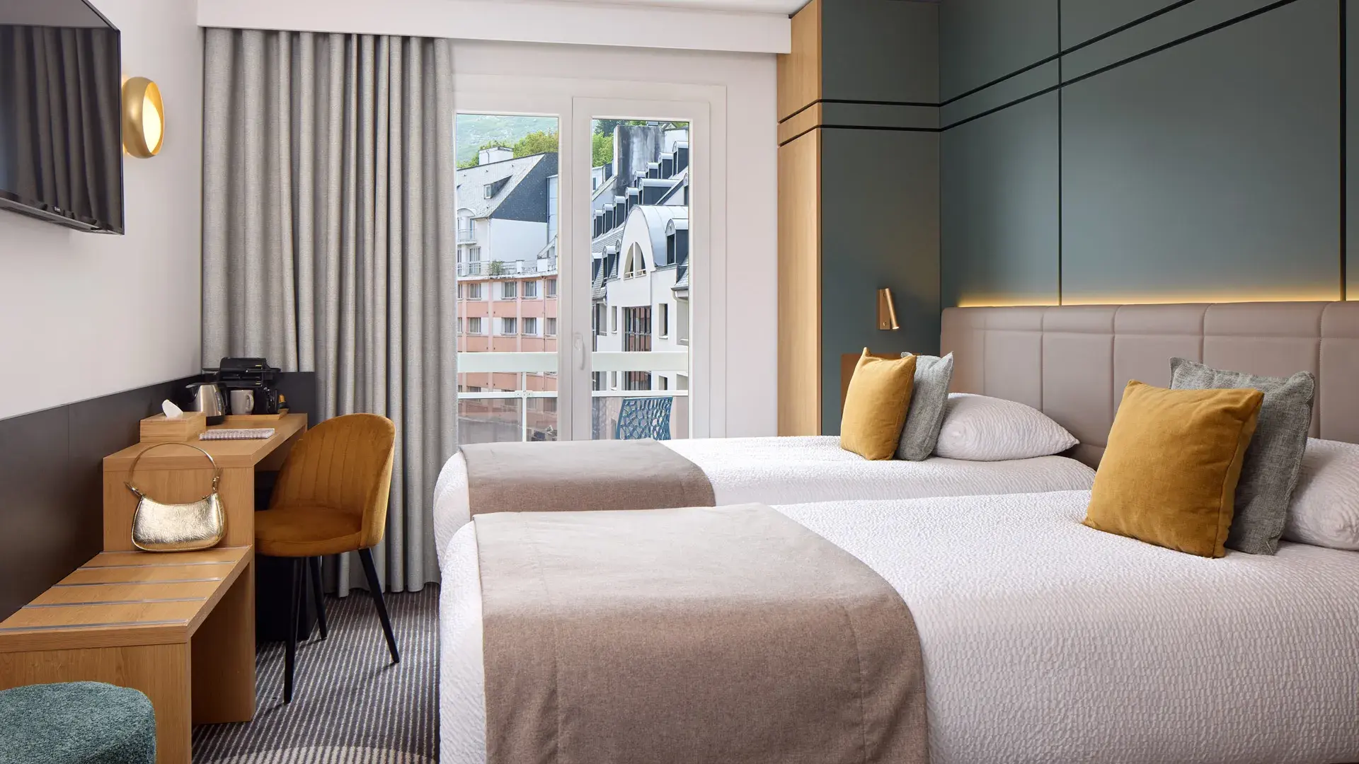  Hotel Roissy Lourdes hotel lourdes proche grotte